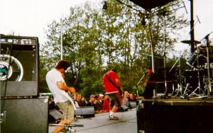 6aout01-deathfest-06-disconcert.jpg