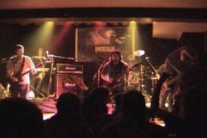 26jan02-immortellys01.jpg